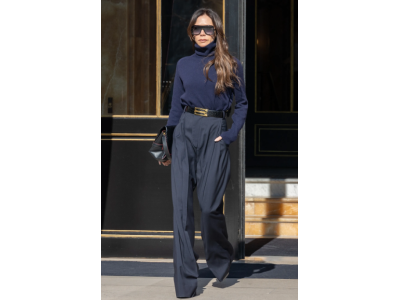 9 vzhľadov, ktoré dokazujú, že Victoria Beckham je našou módnou ikonou pre návrat do školy
